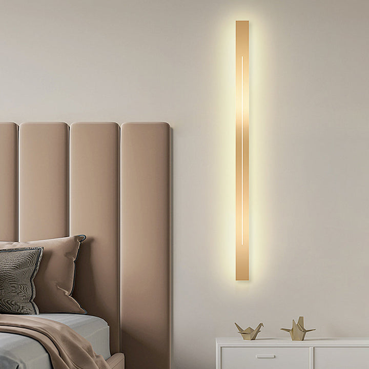Modern LED Wall Lamp - LumièreGold | Kalsten