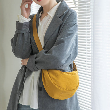 Skanto | Simple Crossbody Bag