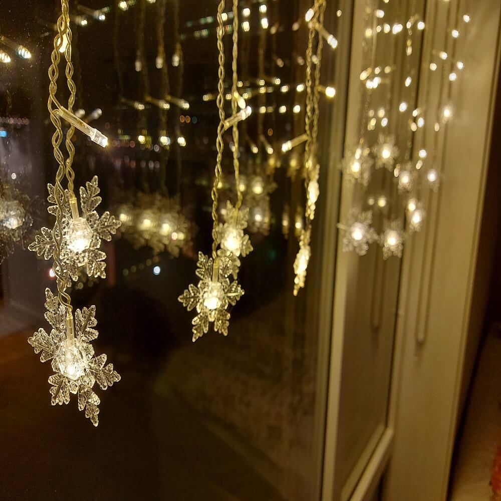 LED Snowflake Curtain Lights – Waterproof