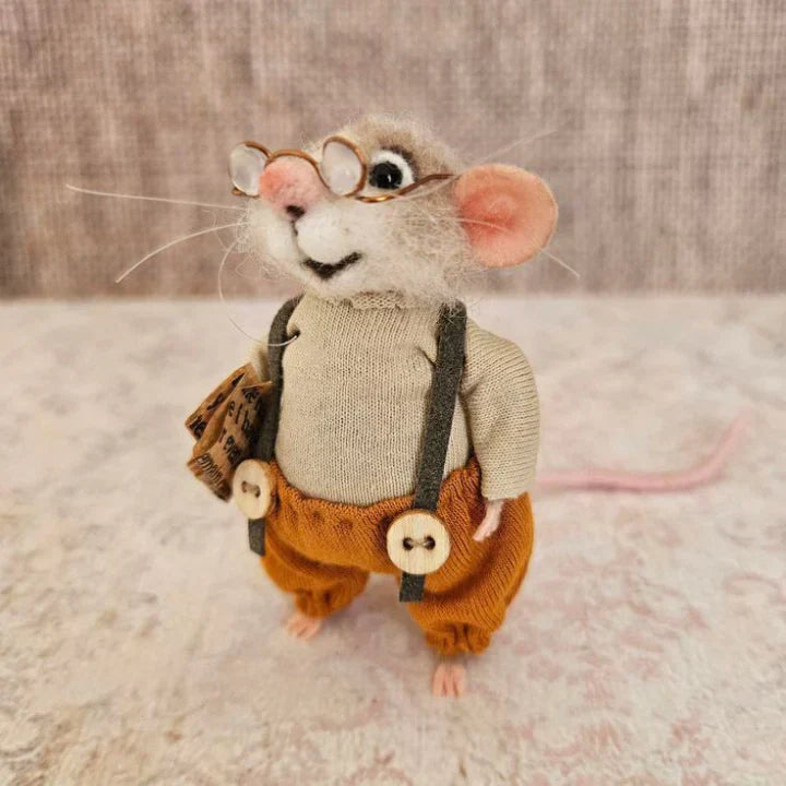 Kalsten | Handmade felt mouse | Christmas decoration & gift idea | Needle felted from wool & fabric | Sustainable