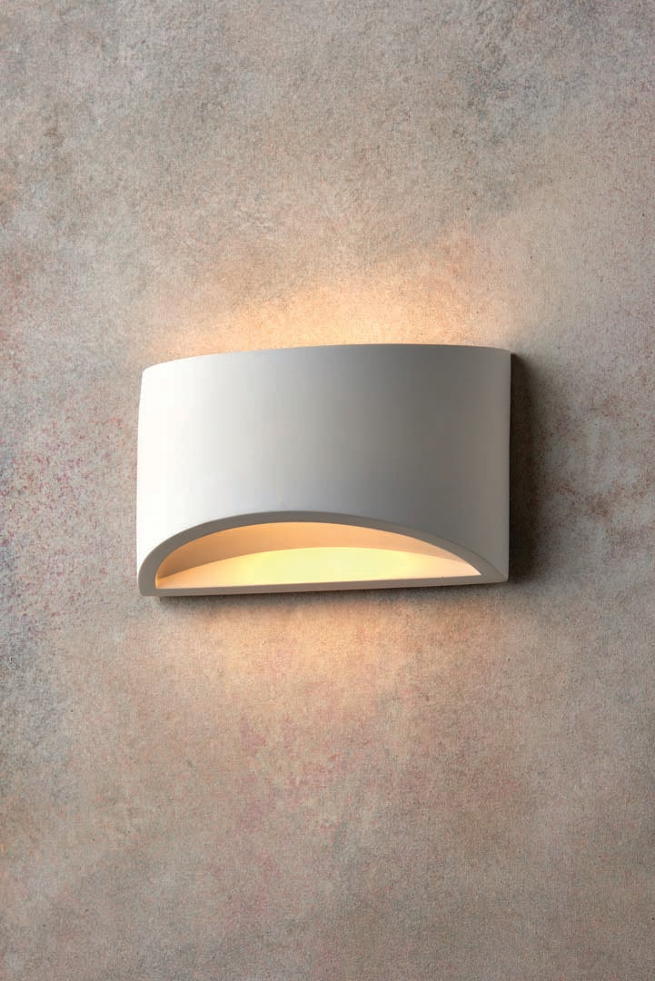 Freyza – LED Wall Light with Integrated Warm White Light | Curved White Indoor Uplighter & Downlighter Wall Sconce | Kalsten
