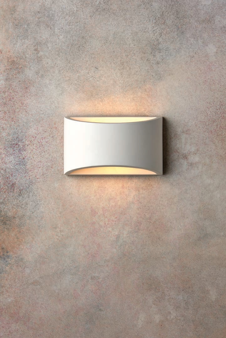 Freyza – LED Wall Light with Integrated Warm White Light | Curved White Indoor Uplighter & Downlighter Wall Sconce | Kalsten
