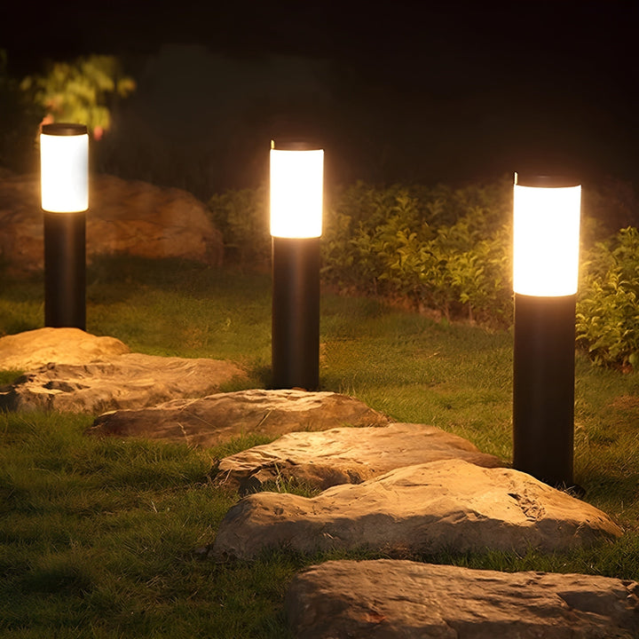 SunAura Light – Wireless LED Solar Garden Spotlight | Kalsten