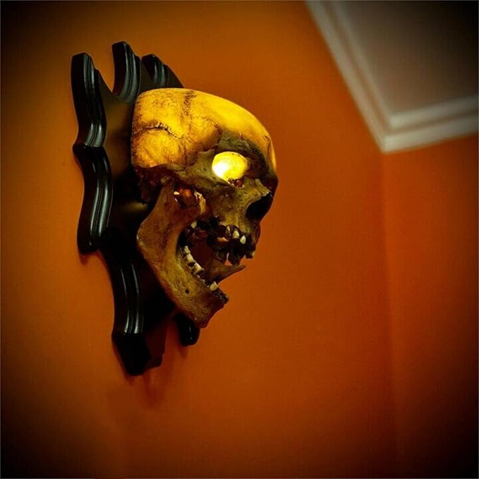 Kalsten | Eternal Darkness Skull Lamp