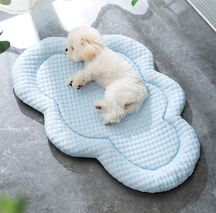 Cloud-Shaped Cooling Pet Mat for Small to Medium Dogs | Kalsten
