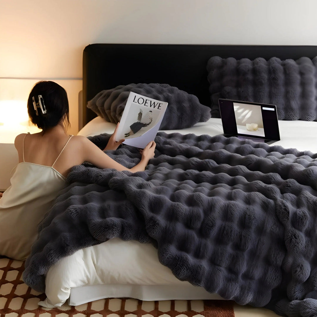 Luxurious Fluff Bubble - Blanket for Ultimate Comfort Kalsten