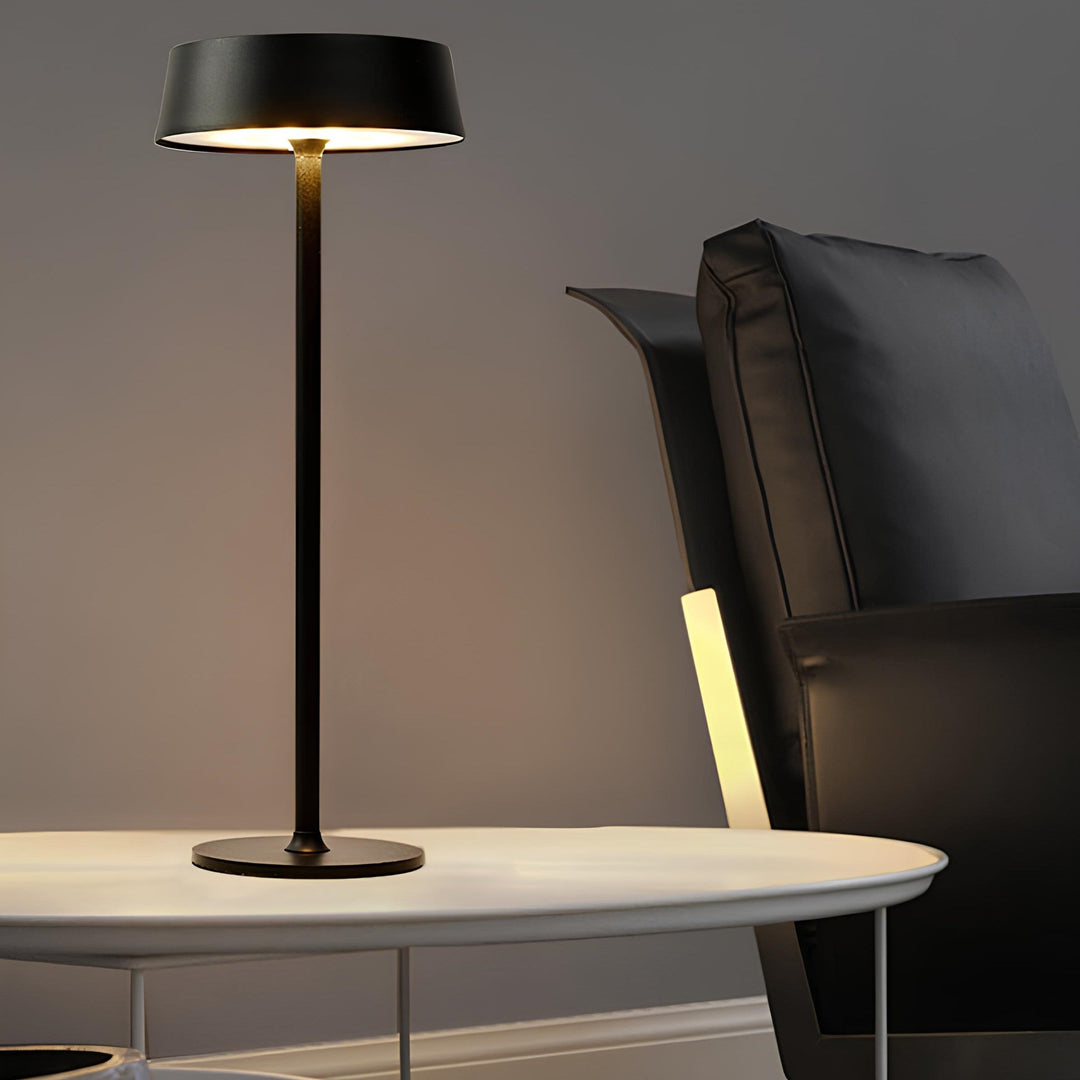 Sleek Modern Table Lamp | Kalsten