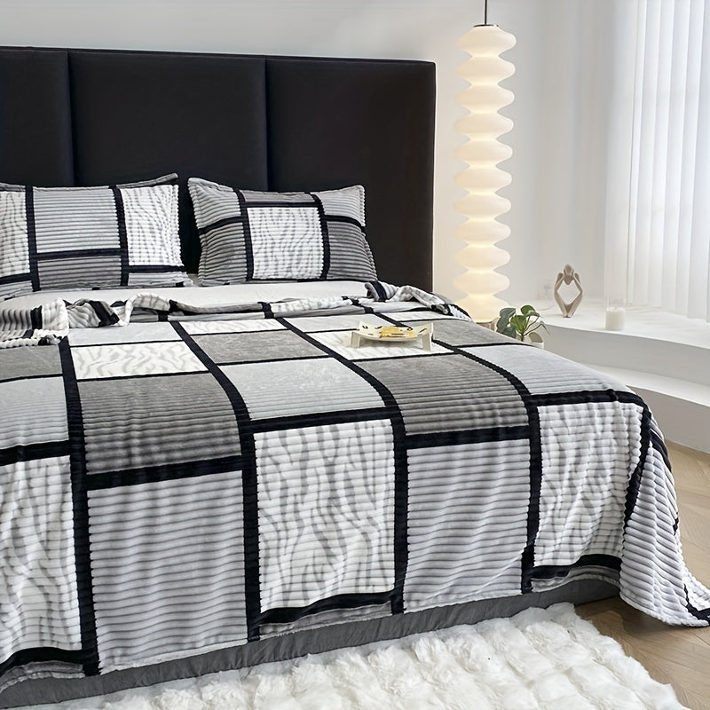 Luxury Plush Blanket with Trendy Stripe Print – Ultimate Comfort Kalsten