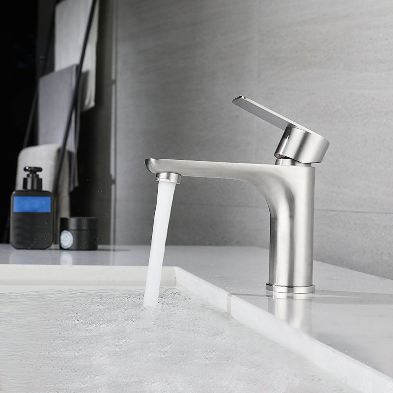 Modern Copper Single-Handle Low Arc Vessel Faucet for Home