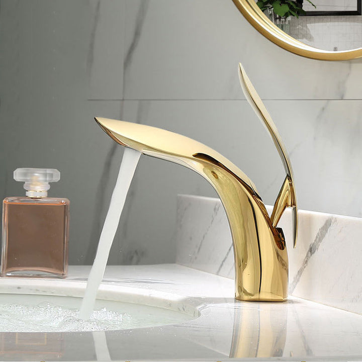Kalsten | Brass 1-Hole Basin Mixer Tap Lever Handle Sink Faucet Round Modern Faucet for Bathroom