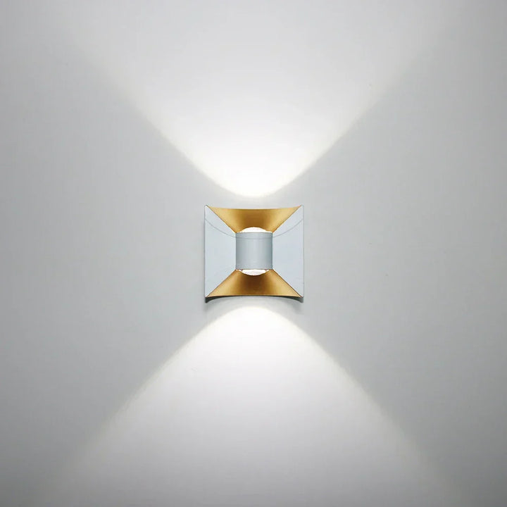 Modern LED outdoor wall light – Waterproof wall lamp for garden and terrace | Kalsten
