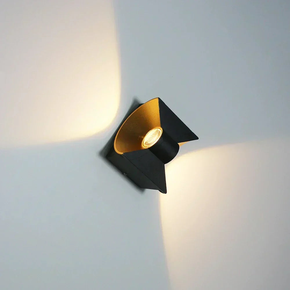 LumiereMurale Wall Lamp - Stylish LED Outdoor Lighting for Your Garden | Kalsten