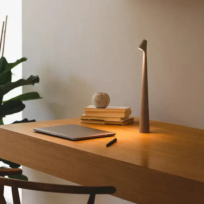 LuminEssence Glow Sculpting Table Lamp | Kalsten