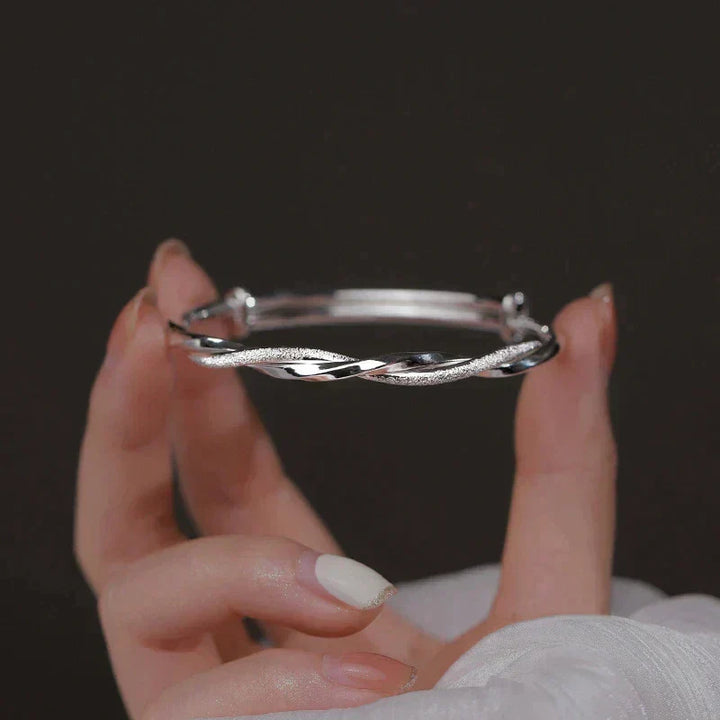 Elegant Twisted Silver Bracelet Kalsten