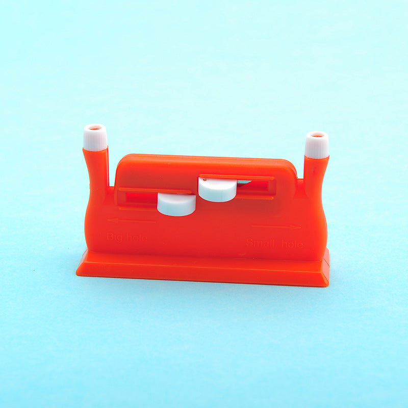 Automatic double-headed needle threader | Kalsten