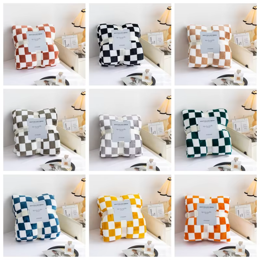 Kalsten | Stylish blanket in checkered pattern for your home