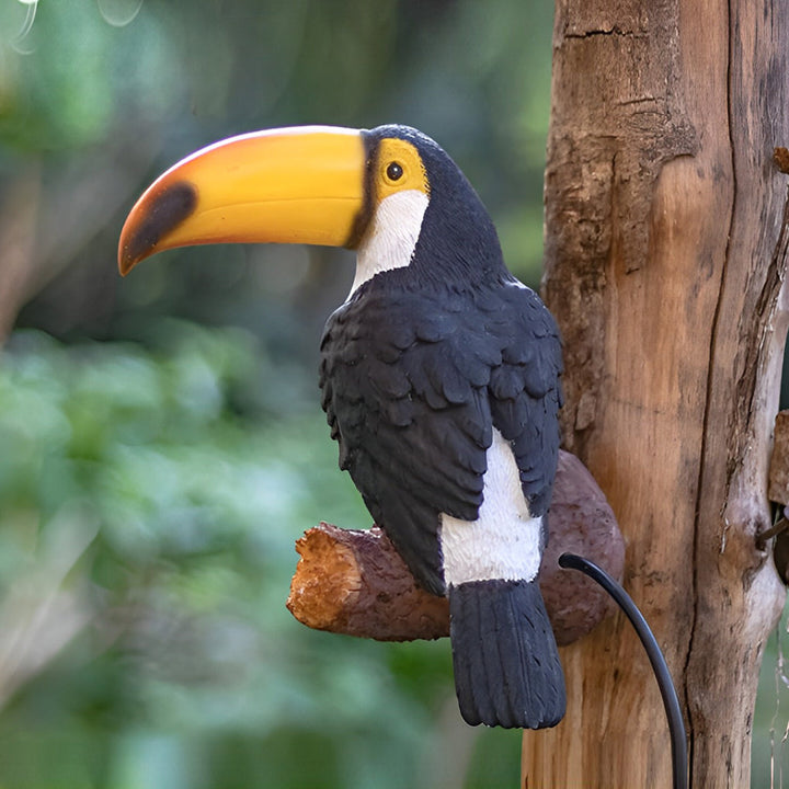Resin Simulation Animal Parrot Shape 24V LED Waterproof Outdoor Lights | Kalsten