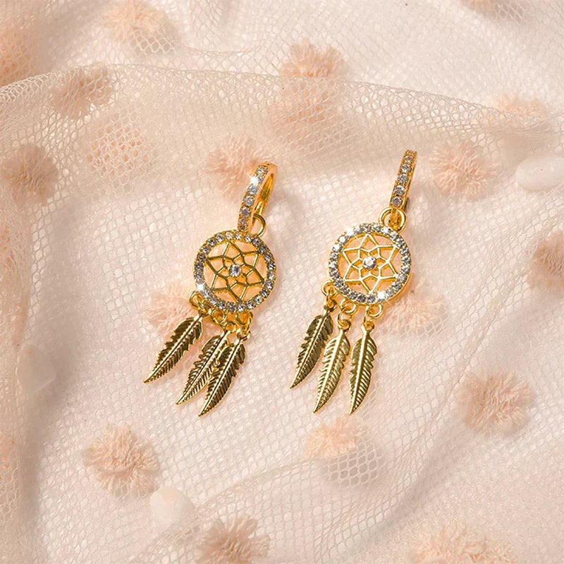 Kalsten | Evani️ | Elegant refinement with 14-carat gold earrings