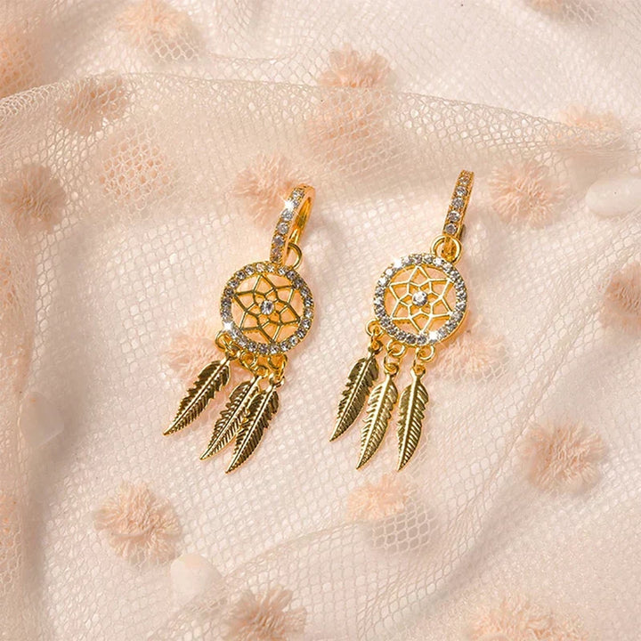 Kalsten | Evani️ | Elegant refinement with 14-carat gold earrings
