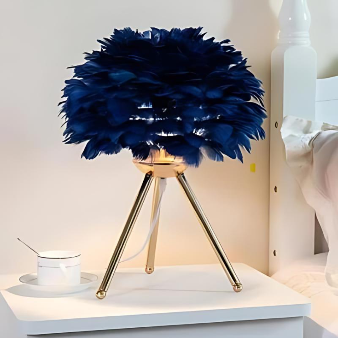 Luxury Table Lamp with Soft Feathers | Kalsten