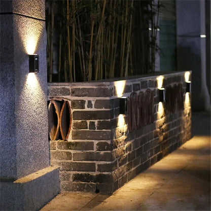 Skanto | Waterproof Solar-Powered Outdoor Patio Wall Light