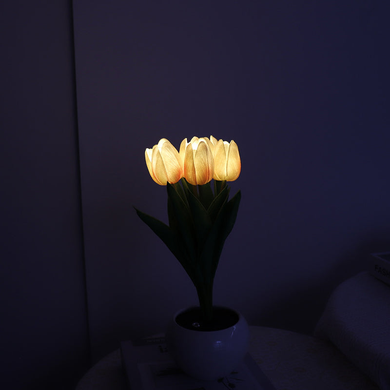 LED Tulip Nightstand Lamp Flower Table Lamp | Kalsten