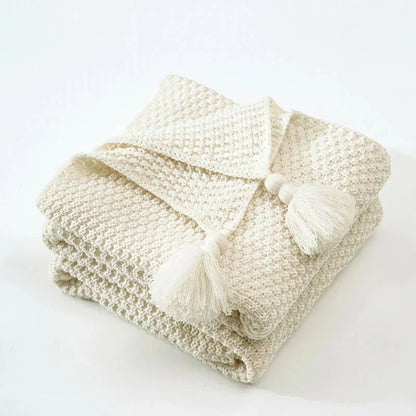 Skanto | NordiWrap Knitted Wool Blanket with Fringes | Nordic Design | Cozy & Elegant | Perfect for Home