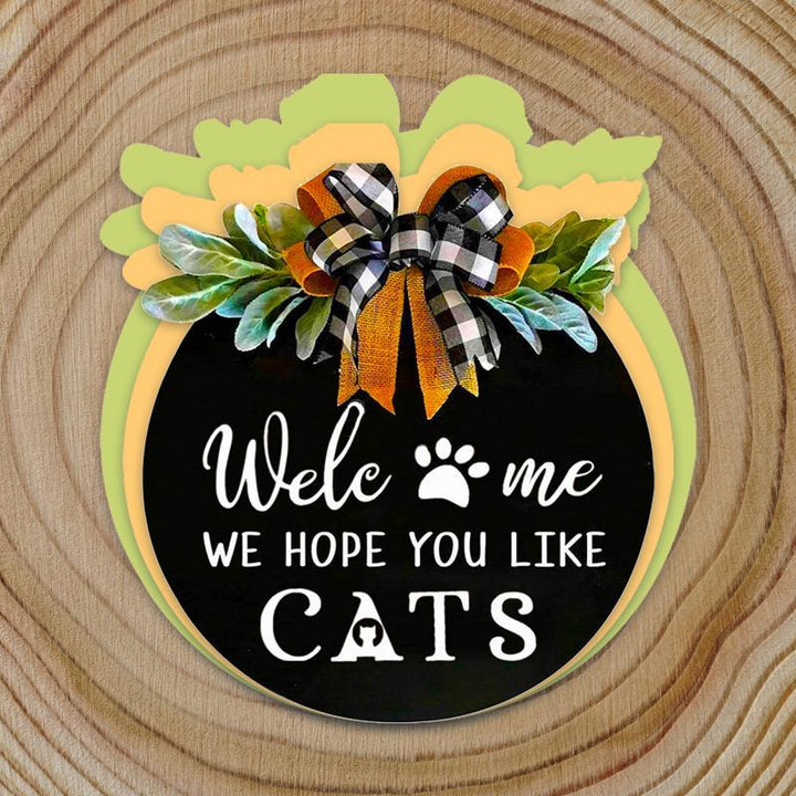Wooden Welcome Panel on Animals | Kalsten
