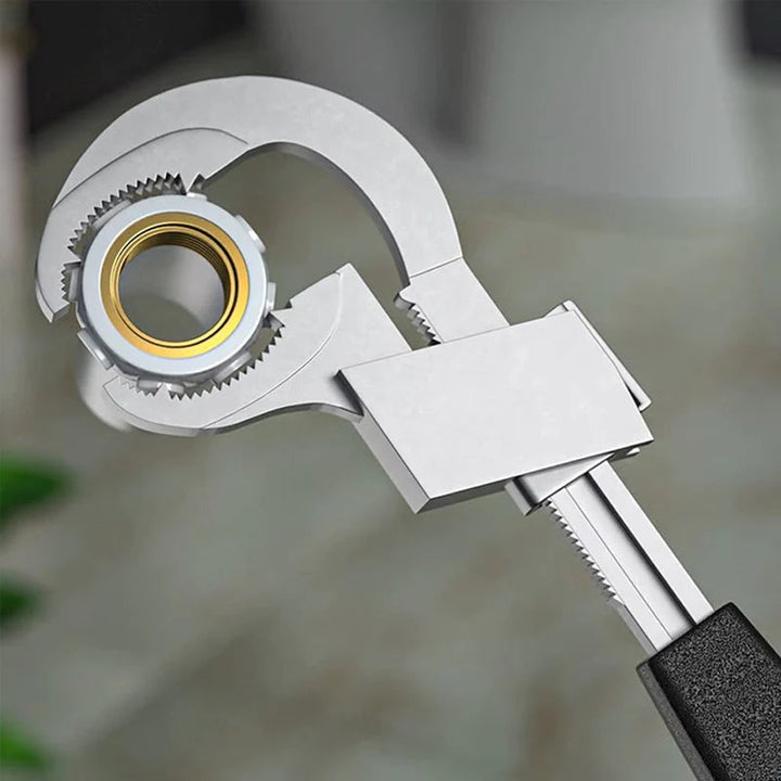 Ultra-functional bathroom key | Kalsten