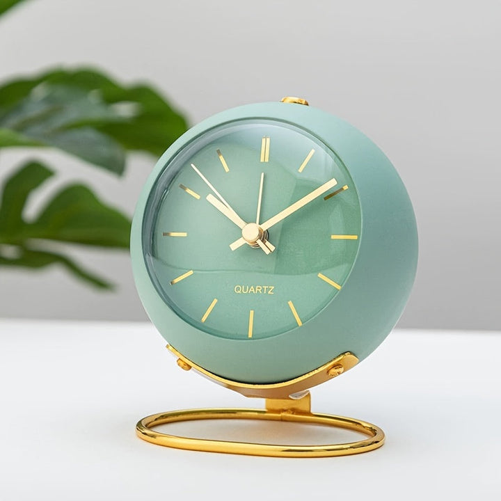 TimelessBell – Retro Analog Alarm Clock with Silent Movement | Kalsten