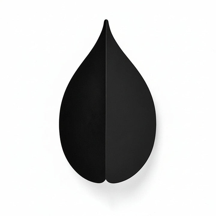 LED Wall Sconce – Leaf Shaped Geometric Iron Acrylic Black White (Integrated LED & 15x25cm) | Kalsten