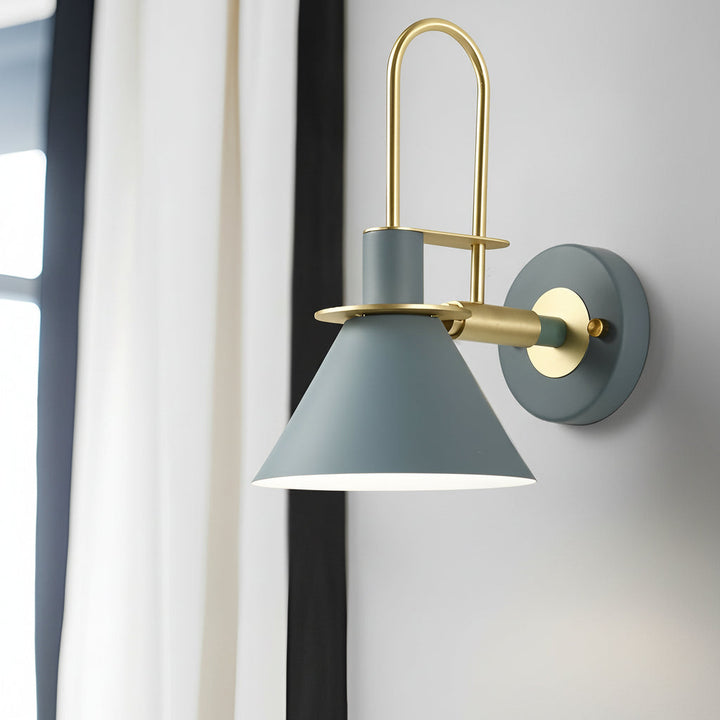 LED Wall Sconce Light – Modern Nordic Horn Iron Brass (37x20cm / 14.5x7.8in) | Kalsten