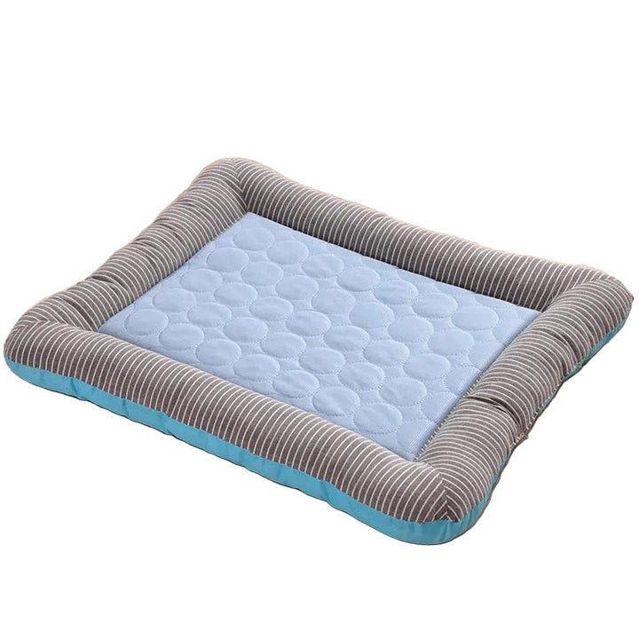 Cooling mat for pets with raised padded edge | Kalsten