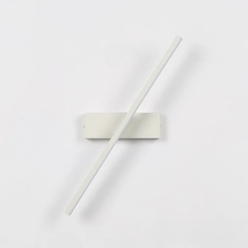 LuxeGlow Wall Lamp - Elegant Wall Lamp with Flexible Lighting for Modern Interior Kalsten
