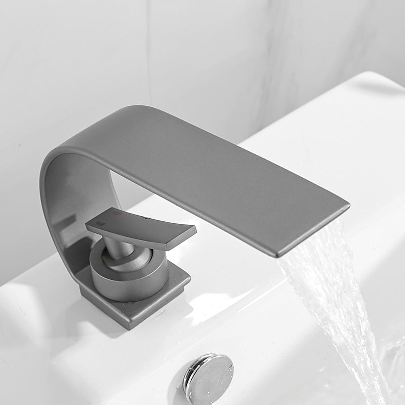 Brass Waterfall Bath Faucet – Unique Design