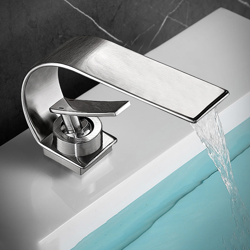 Brass Waterfall Bath Faucet – Unique Design