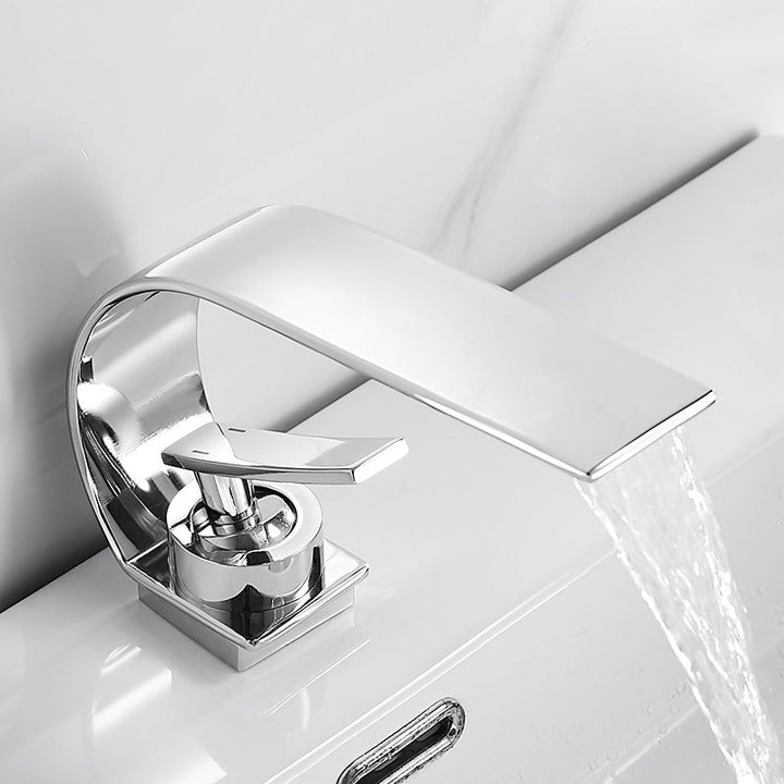 Brass Waterfall Bath Faucet – Unique Design