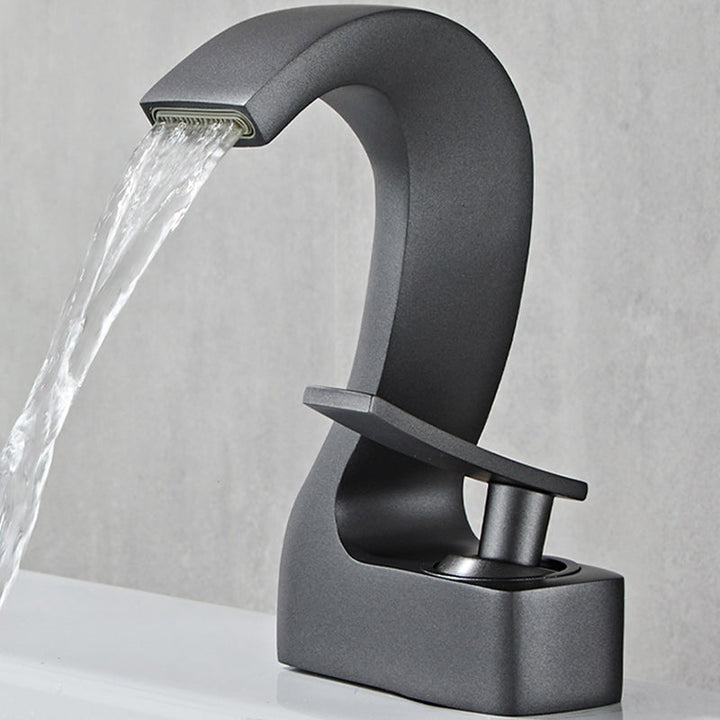 Kalsten | Modern Single-Lever Basin Faucet Bathroom Brass Central Faucet
