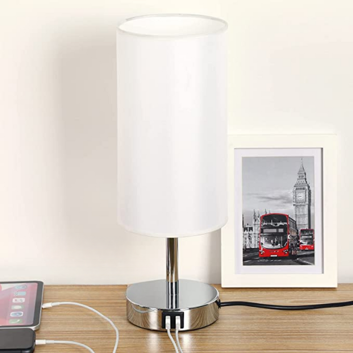 Lamp with USB connection Touch-Control Table Lamp for Bedroom Wood 3-stage dimmable Bedside Lamp with Round Linen Fabric Shade for Living Room, Student Dorm, Home Office | Kalsten