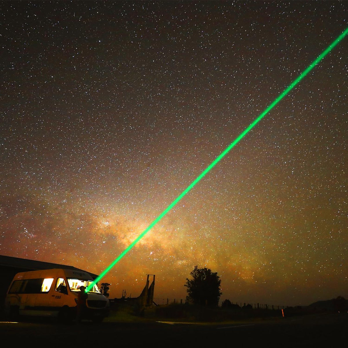 Skanto | Rechargeable Green Laser Pointer Outdoor Metal Flashlight