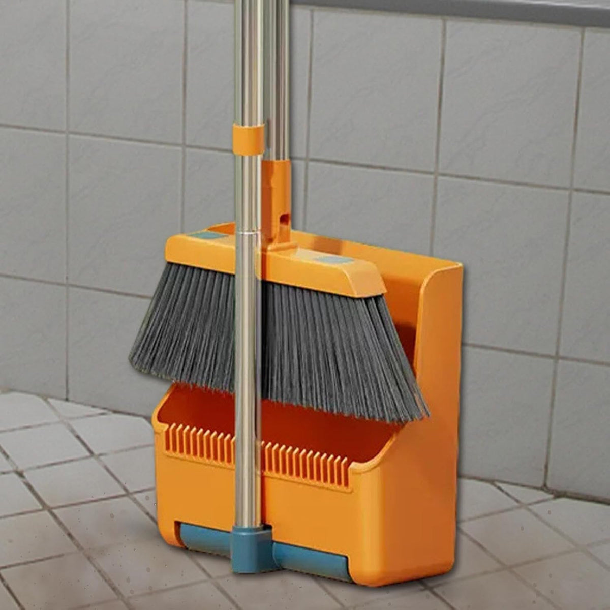 Skanto | Large Broom and Dustpan Set – Long Handle with 180° Rotating Broom Head – Clavira