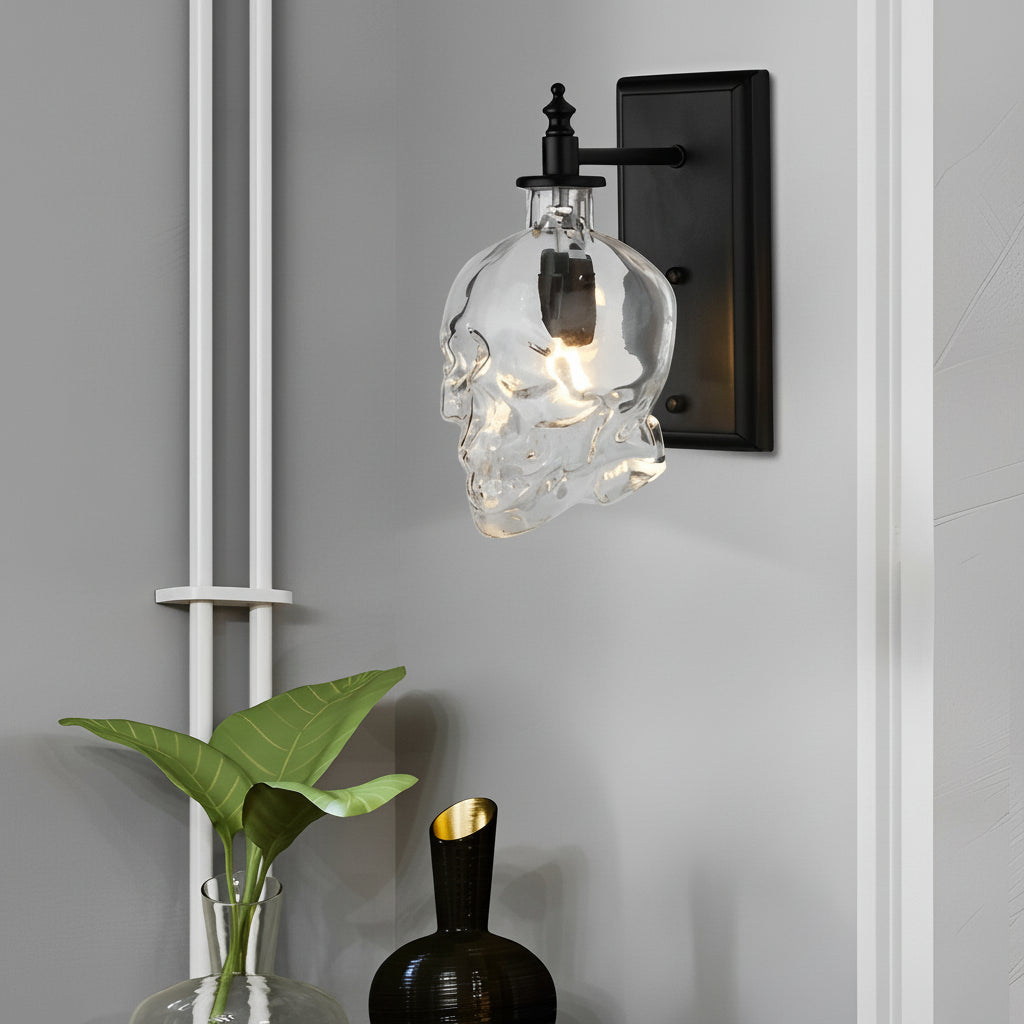 Gothic Glass Skull Wall Sconce – Industrial Retro Iron Wall Lamp & Art Decor (E14) | Kalsten