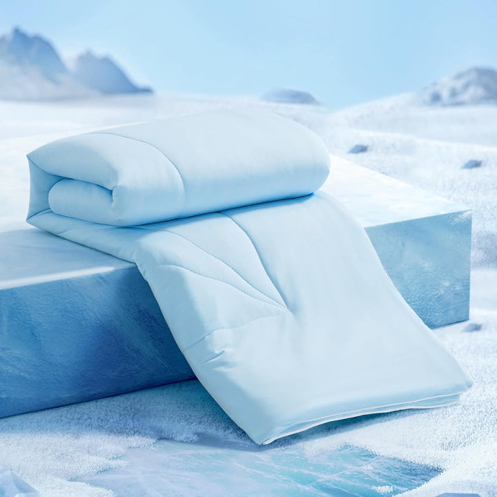 Ultra Soft Cloudy 3D Cooling Comforter  Extreme Q Max 0.5-Blue & Gray | Kalsten