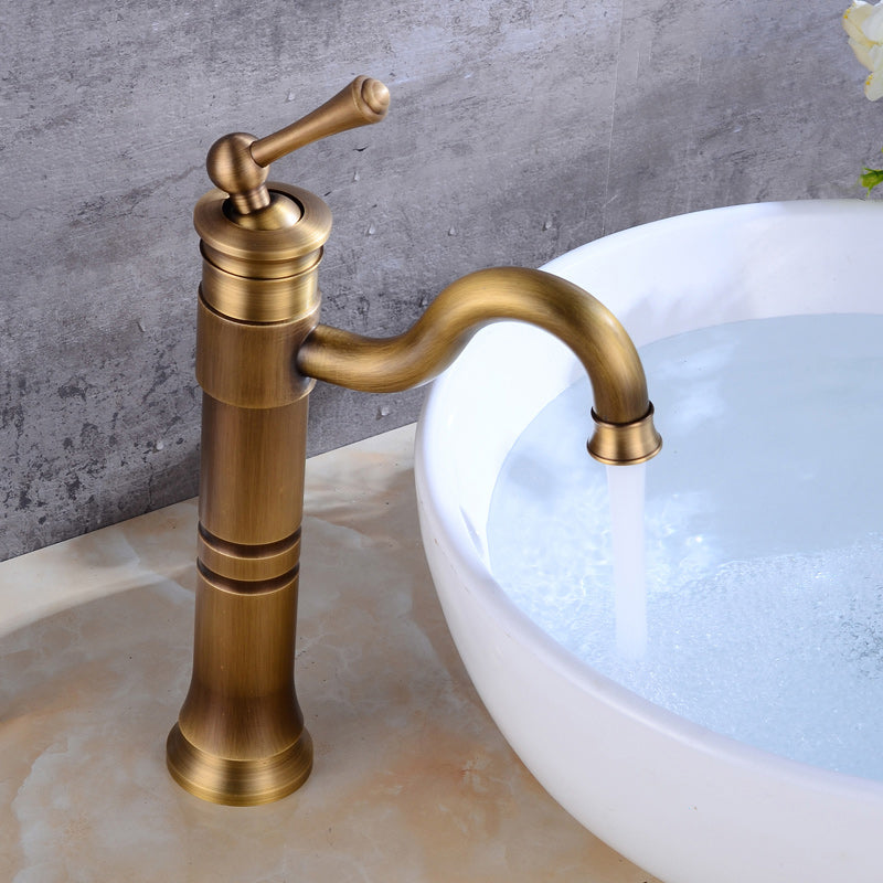 Kalsten | Classic basin mixer with swivel spout, single lever basin mixer