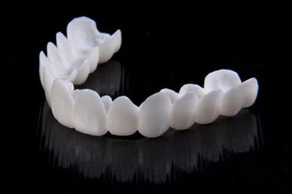 Skanto | 100% Adjustable Whitening Fake Invisible Gap-Free Braces
