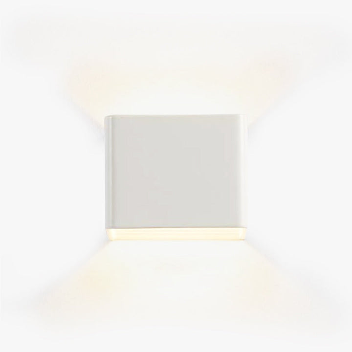 OrrSquare – Modern square wall lamp for stylish lighting | Kalsten