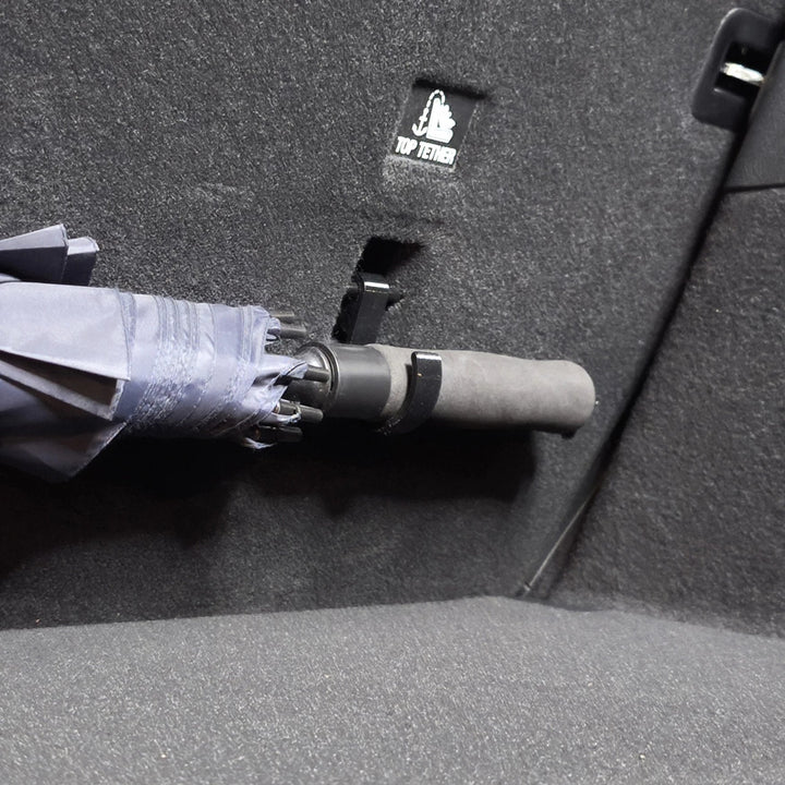 StormGrip — No more chaos in the car: Perfect order and dry feet at the touch of a button! | Kalsten