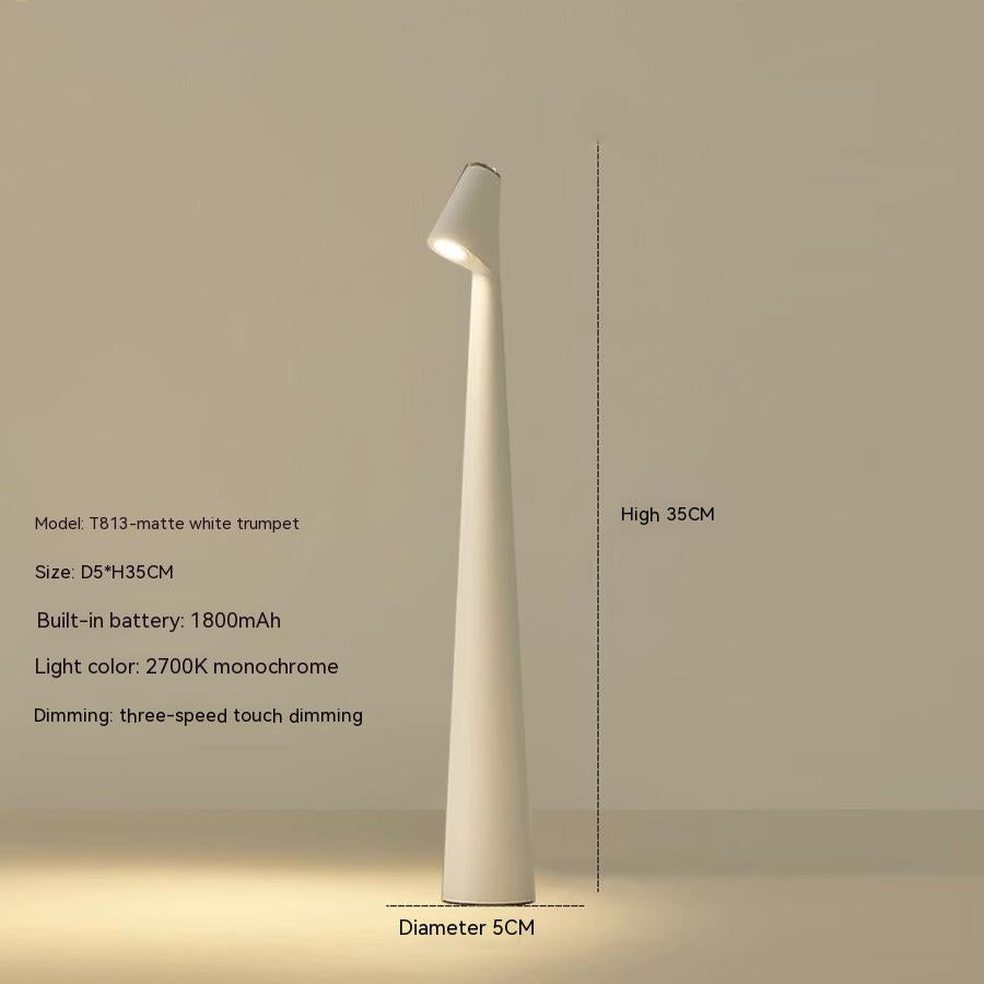 Modern Red Metal LED Table Lamp Kalsten