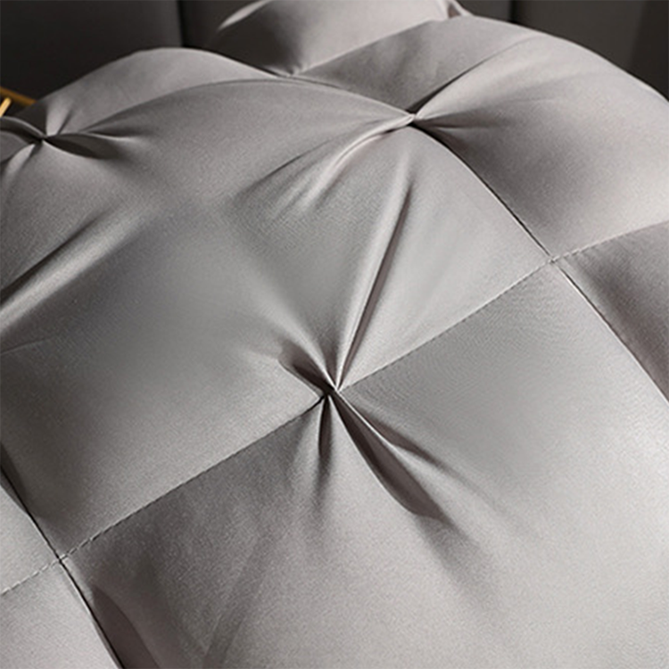 Ergonomic neck pillow with 3D quilting | Kalsten