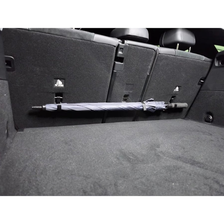 StormGrip — No more chaos in the car: Perfect order and dry feet at the touch of a button! | Kalsten